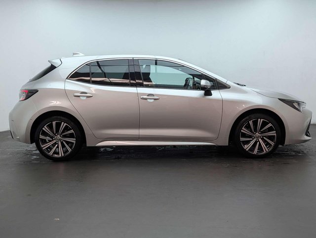 USED 2022 72 TOYOTA COROLLA 1.8 Corolla Design HEV CVT 5dr CLICK+COLLECT / HOME DELIVERY