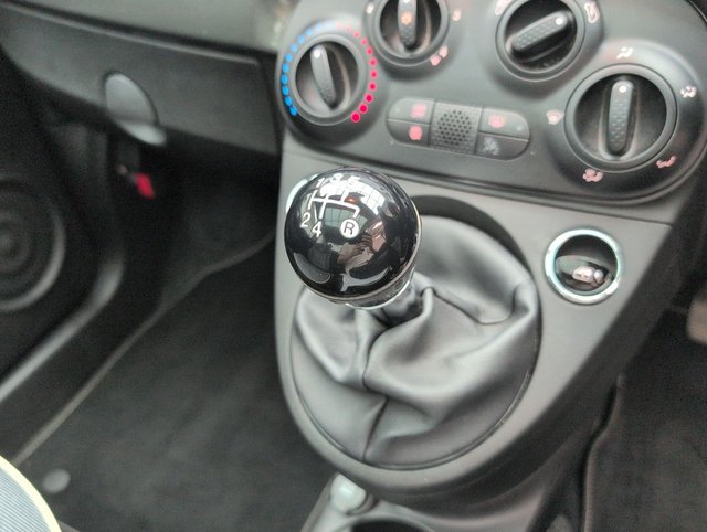 USED 2019 68 FIAT 500 1.2 500 Lounge 3dr CLICK+COLLECT / HOME DELIVERY