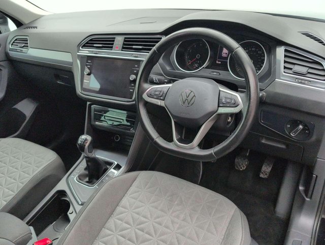 USED 2021 21 VOLKSWAGEN TIGUAN 1.5 Tiguan Life TSi 5dr CLICK+COLLECT / HOME DELIVERY