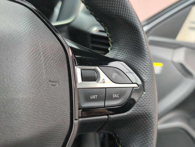 USED 2021 21 PEUGEOT 2008 2008 GT Premium EV 5dr CLICK+COLLECT / HOME DELIVERY