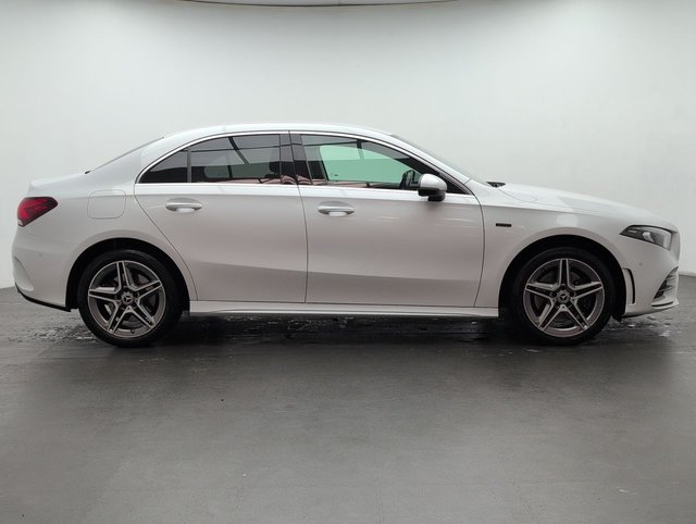 USED 2021 21 MERCEDES-BENZ A-CLASS 1.3 A 250 AMG Line Executive E Auto 4dr CLICK+COLLECT / HOME DELIVERY
