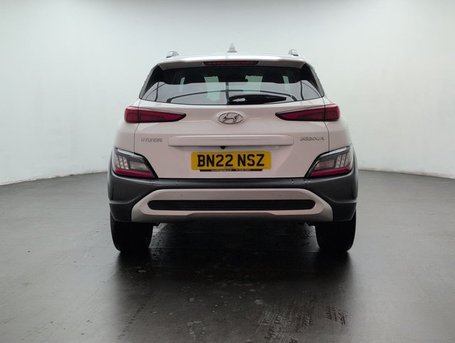 USED 2022 22 HYUNDAI KONA 1.0 Kona Premium TGDi MHEV 5dr CLICK+COLLECT / HOME DELIVERY
