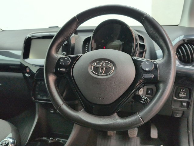 USED 2017 67 TOYOTA AYGO 1.0 Aygo X-Press VVT-i 5dr CLICK+COLLECT / HOME DELIVERY
