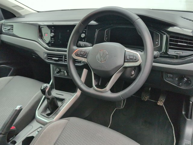USED 2022 72 VOLKSWAGEN POLO 1.0 Polo Life 5dr CLICK+COLLECT / HOME DELIVERY