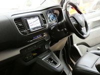 USED 2023 23 VAUXHALL Vivaro Life Electric 50kWh Ultimate MPV 5dr Electric Auto LWB (8 Seat, 7.4kW Charger) (136 ps) 8 SEATS CARPLAY LEATHER HEATED SEATS CRUISE CONTROL PARKING CAMERA 1 OWNER SERVICE HISTORY WARRANTY