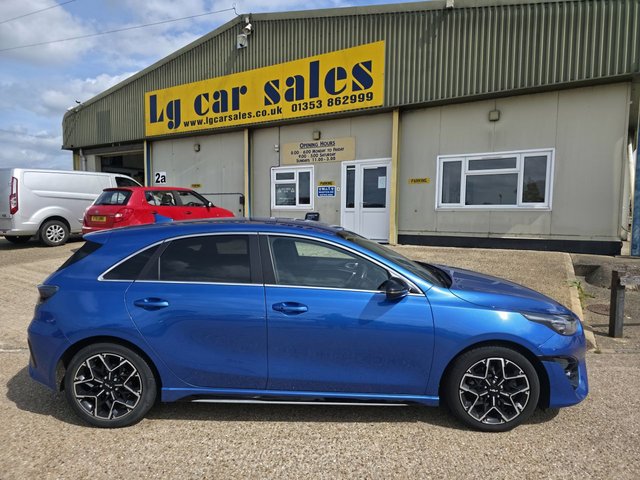 View our KIA CEED