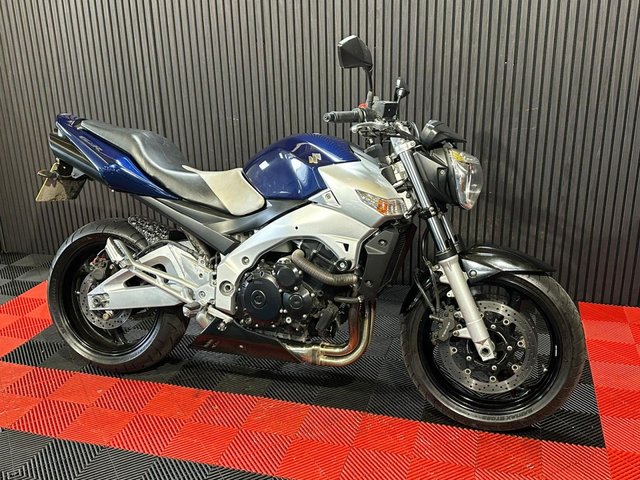 View our SUZUKI GSR600