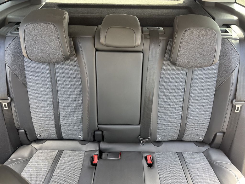 USED 2018 18 PEUGEOT 3008 1.5 BlueHDi Allure SUV 5dr Diesel EAT Euro 6 (s/s) (130 ps) Apple CarPlay, Rear Camera