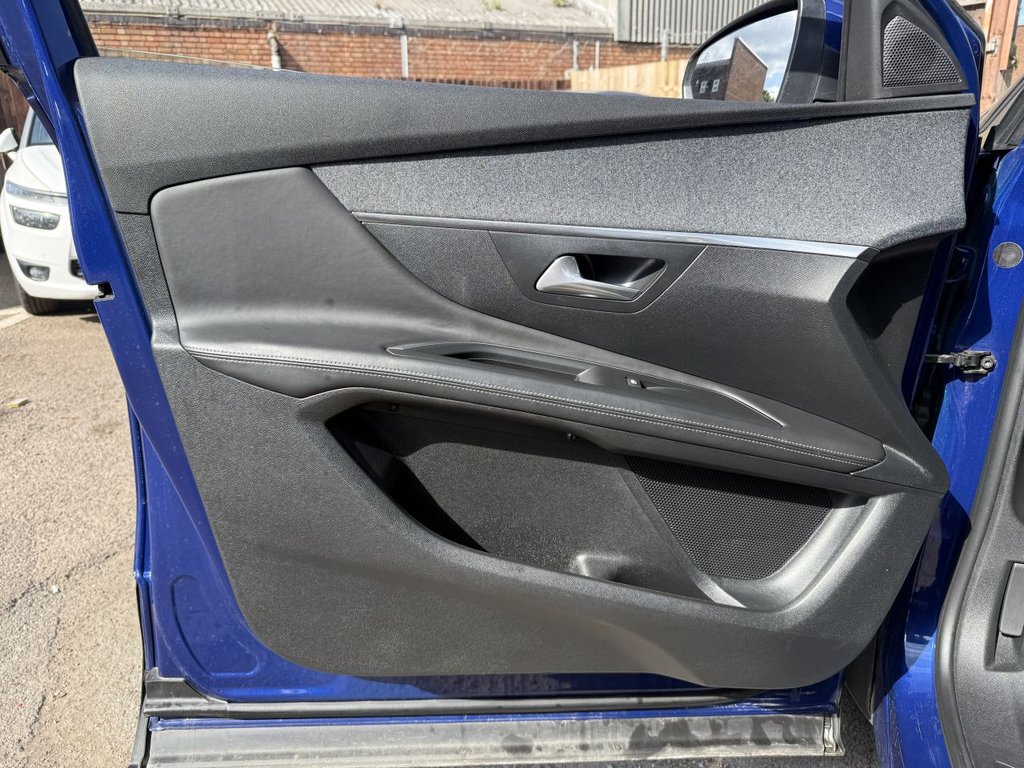 USED 2018 18 PEUGEOT 3008 1.5 BlueHDi Allure SUV 5dr Diesel EAT Euro 6 (s/s) (130 ps) Apple CarPlay, Rear Camera