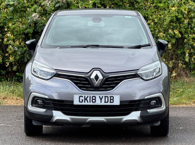 View our RENAULT CAPTUR