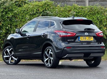 View our NISSAN QASHQAI