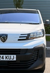 USED 2024 24 PEUGEOT EXPERT 1.5 BlueHDi Professional Standard Panel Van 6dr Diesel Manual Standard Euro 6 (s/s) (120 ps) 