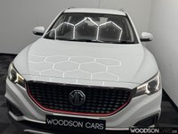 USED 2019 19 MG MG ZS 1.5 VTi-TECH Limited Edition SUV 5dr Petrol Manual Euro 6 (s/s) (106 ps) 1 Previous Owner / Apple Car Play / Bluetooth / Isofix / Parking Sensors