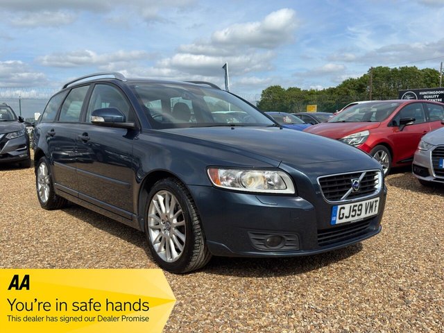 View our VOLVO V50