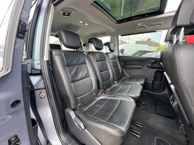View our SEAT ALHAMBRA