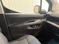 USED 2023 73 VAUXHALL COMBO 1.5 Turbo D 2300 Pro Panel Van 5dr Diesel Manual * NO VAT * 