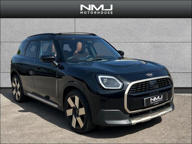 View our MINI COUNTRYMAN