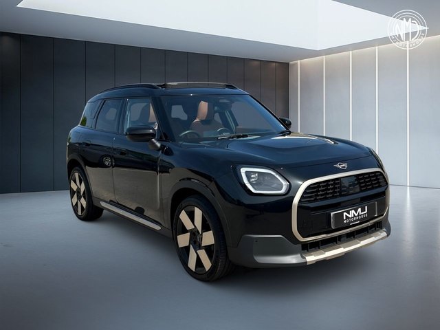 View our MINI COUNTRYMAN