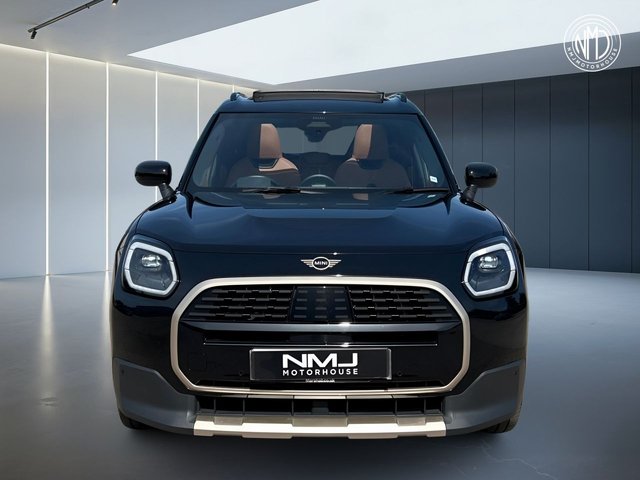 View our MINI COUNTRYMAN