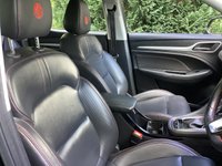 USED 2022 72 MG MG ZS 1.0 T-GDI Exclusive SUV 5dr Petrol Auto Euro 6 (111 ps) *AUTOMATIC* HEATED LEATHER-REVERSING CAM-CRUISE CTRL-X2 KEYS