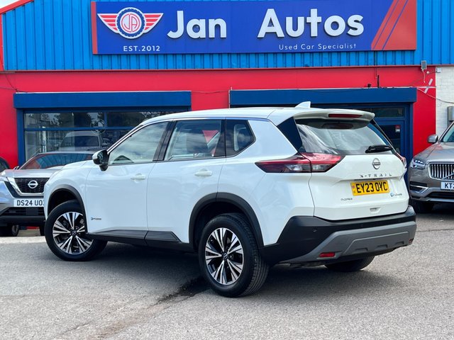 View our NISSAN X-TRAIL