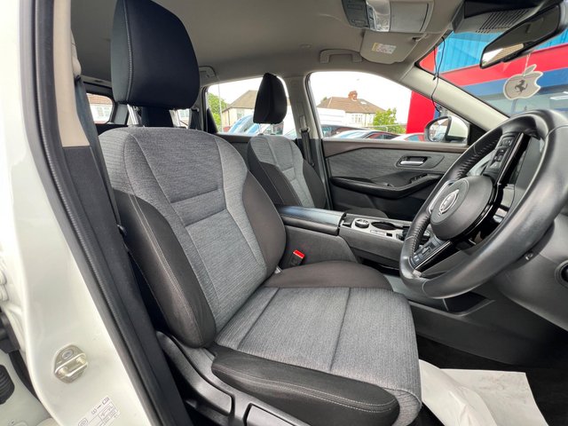 View our NISSAN X-TRAIL
