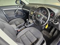 USED 2009 09 SKODA OCTAVIA 1.9 TDI Elegance Hatchback 5dr Diesel Manual Euro 4 (105 ps) 