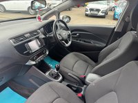 USED 2015 15 KIA RIO 1.4 EcoDynamics 3 Hatchback 5dr Petrol Manual Euro 6 (s/s) (107 bhp) Navigation, Rear camera, Rear parking sensors, 1 owner, 44,933 miles