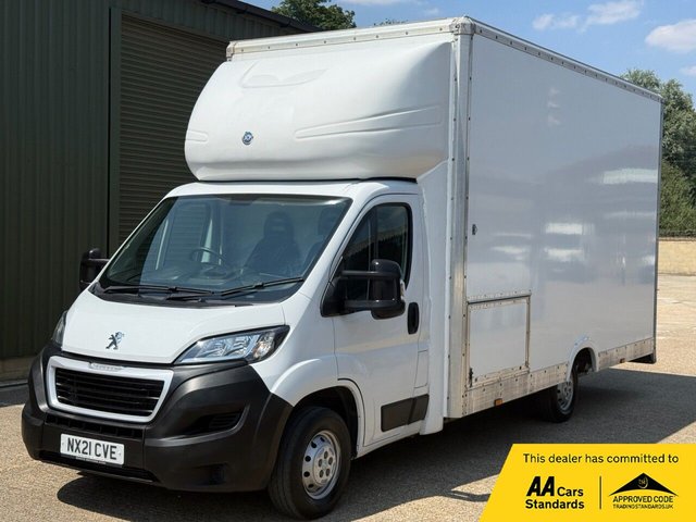 View our PEUGEOT BOXER