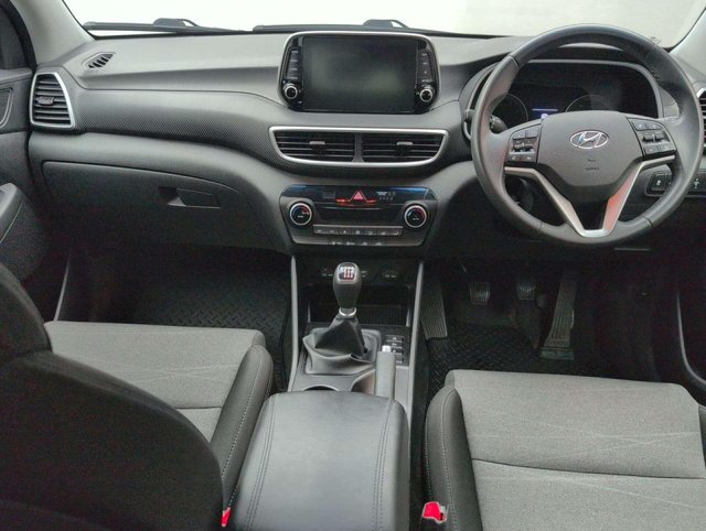 USED 2020 70 HYUNDAI TUCSON 1.6 Tucson SE Nav GDi 2WD 5dr CLICK+COLLECT / HOME DELIVERY