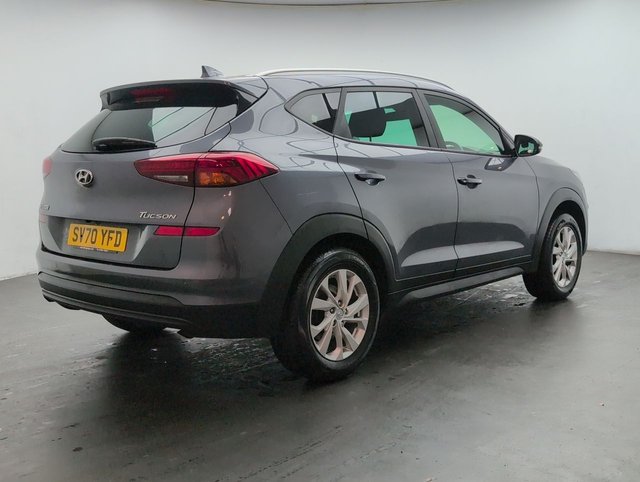 USED 2020 70 HYUNDAI TUCSON 1.6 Tucson SE Nav GDi 2WD 5dr CLICK+COLLECT / HOME DELIVERY