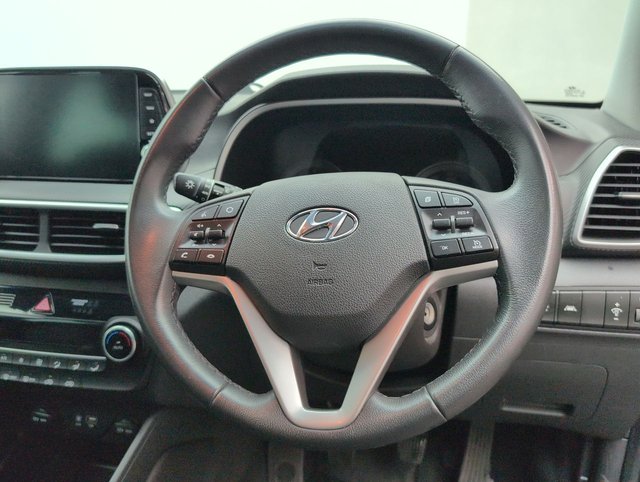 USED 2020 70 HYUNDAI TUCSON 1.6 Tucson SE Nav GDi 2WD 5dr CLICK+COLLECT / HOME DELIVERY