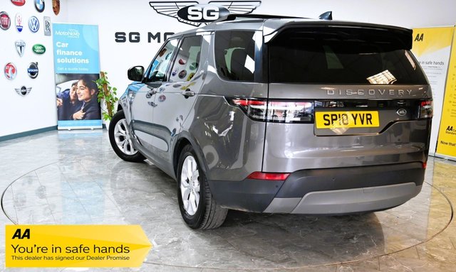 View our LAND ROVER DISCOVERY