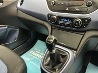 USED 2015 65 HYUNDAI I10 1.2 Premium SE Hatchback 5dr Petrol Manual Euro 5 (87 ps) (Polar White)