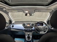 USED 2015 65 HYUNDAI I10 1.2 Premium SE Hatchback 5dr Petrol Manual Euro 5 (87 ps) (Polar White)