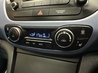 USED 2015 65 HYUNDAI I10 1.2 Premium SE Hatchback 5dr Petrol Manual Euro 5 (87 ps) (Polar White)