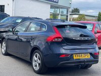 USED 2015 64 VOLVO V40 1.6 D2 SE Hatchback 5dr Diesel Powershift Euro 5 (s/s) (115 ps) 
