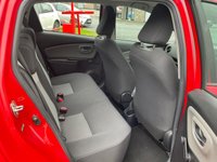 USED 2019 19 TOYOTA YARIS 1.5 VVT-i Icon Tech Hatchback 5dr Petrol Manual Euro 6 (111 ps) Nav Camera Sensors Cruise DAB