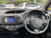 USED 2019 19 TOYOTA YARIS 1.5 VVT-i Icon Tech Hatchback 5dr Petrol Manual Euro 6 (111 ps) Nav Camera Sensors Cruise DAB