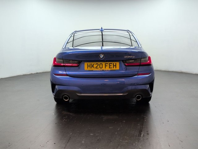 USED 2020 20 BMW 3 SERIES 2.0 330e M Sport Auto 4dr CLICK+COLLECT / HOME DELIVERY