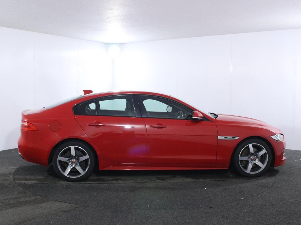 USED 2019 19 JAGUAR XE 2.0i GPF R-Sport Saloon 4dr Petrol Auto Euro 6 (s/s) (200 ps) 