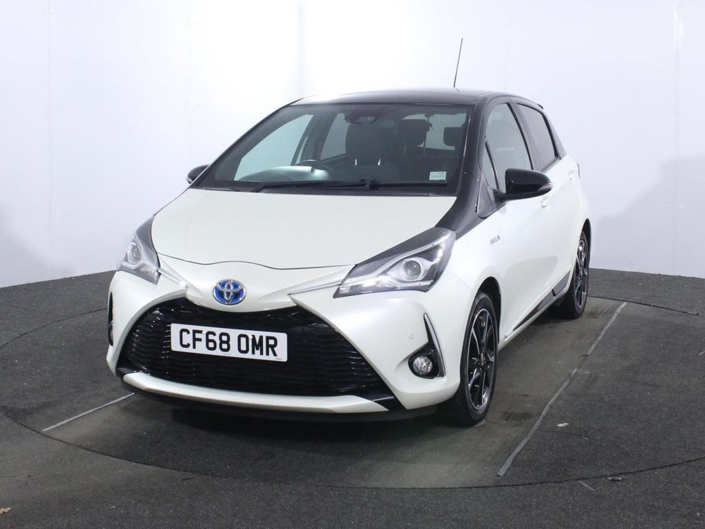 USED 2018 68 TOYOTA YARIS 1.5 VVT-h Cyan Bi-Tone Hatchback 5dr Petrol Hybrid E-CVT Euro 6 (s/s) (100 ps) 
