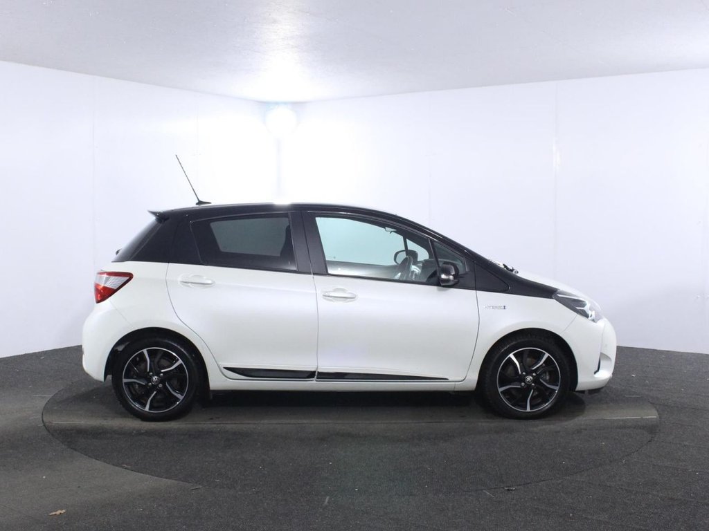 USED 2018 68 TOYOTA YARIS 1.5 VVT-h Cyan Bi-Tone Hatchback 5dr Petrol Hybrid E-CVT Euro 6 (s/s) (100 ps) 