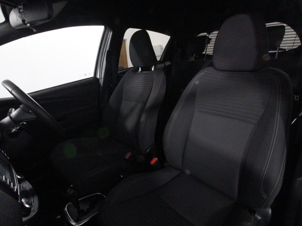 USED 2018 68 TOYOTA YARIS 1.5 VVT-h Cyan Bi-Tone Hatchback 5dr Petrol Hybrid E-CVT Euro 6 (s/s) (100 ps) 