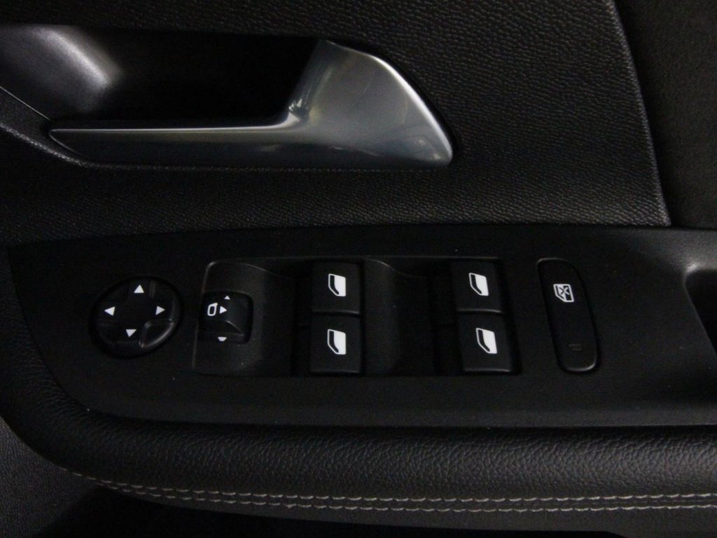 USED 2022 72 VAUXHALL MOKKA ELECTRIC 50kWh Ultimate SUV 5dr Electric Auto (136 ps) 