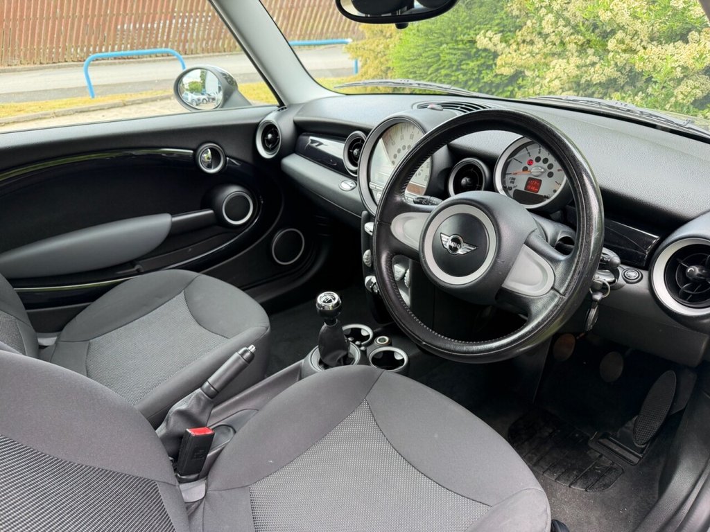 USED 2009 09 MINI HATCH 1.6 Cooper D Graphite Hatchback 3dr Diesel Manual Euro 4 (110 ps) AIR CON, BLUETOOTH, ALLOYS