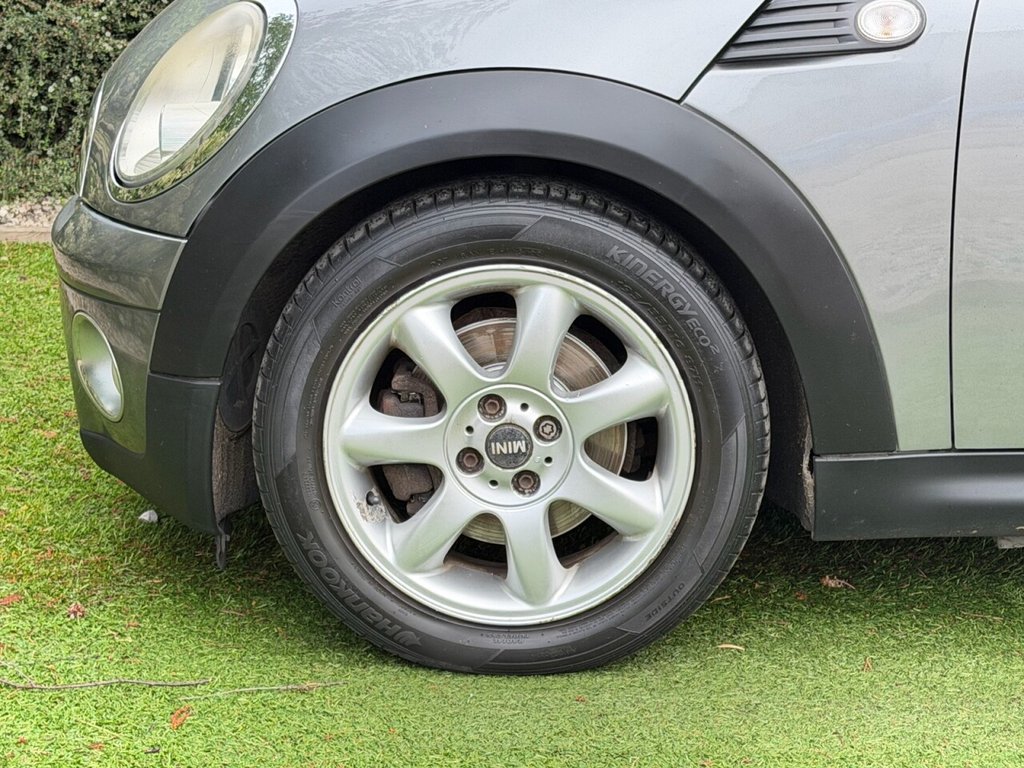 USED 2009 09 MINI HATCH 1.6 Cooper D Graphite Hatchback 3dr Diesel Manual Euro 4 (110 ps) AIR CON, BLUETOOTH, ALLOYS