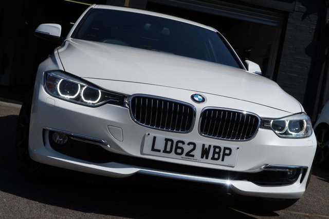 View our BMW 3 SERIES