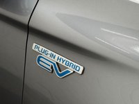USED 2017 17 MITSUBISHI OUTLANDER 2.0h 12kWh 4h SUV 5dr Petrol Plug-in Hybrid CVT 4WD Euro 6 (s/s) (200 ps) 