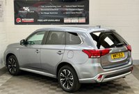 USED 2017 17 MITSUBISHI OUTLANDER 2.0h 12kWh 4h SUV 5dr Petrol Plug-in Hybrid CVT 4WD Euro 6 (s/s) (200 ps) 